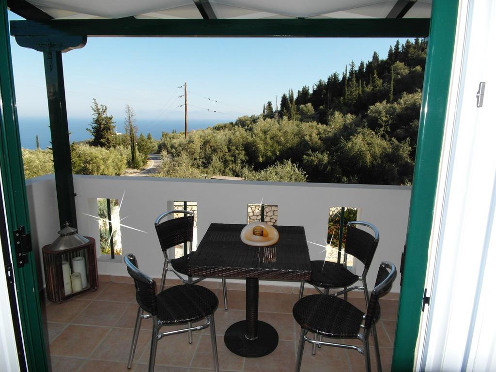 Ionian Villas Áyios Nikítas 객실 사진